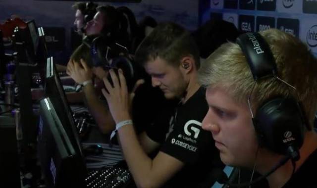 澳超半场：布鲁克闪击破门，奥克兰FC暂1-0惠灵顿凤凰